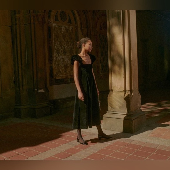 Doen Heirloom Celestine Dress in Black Velvet Size S Small - Picture 8 of 16